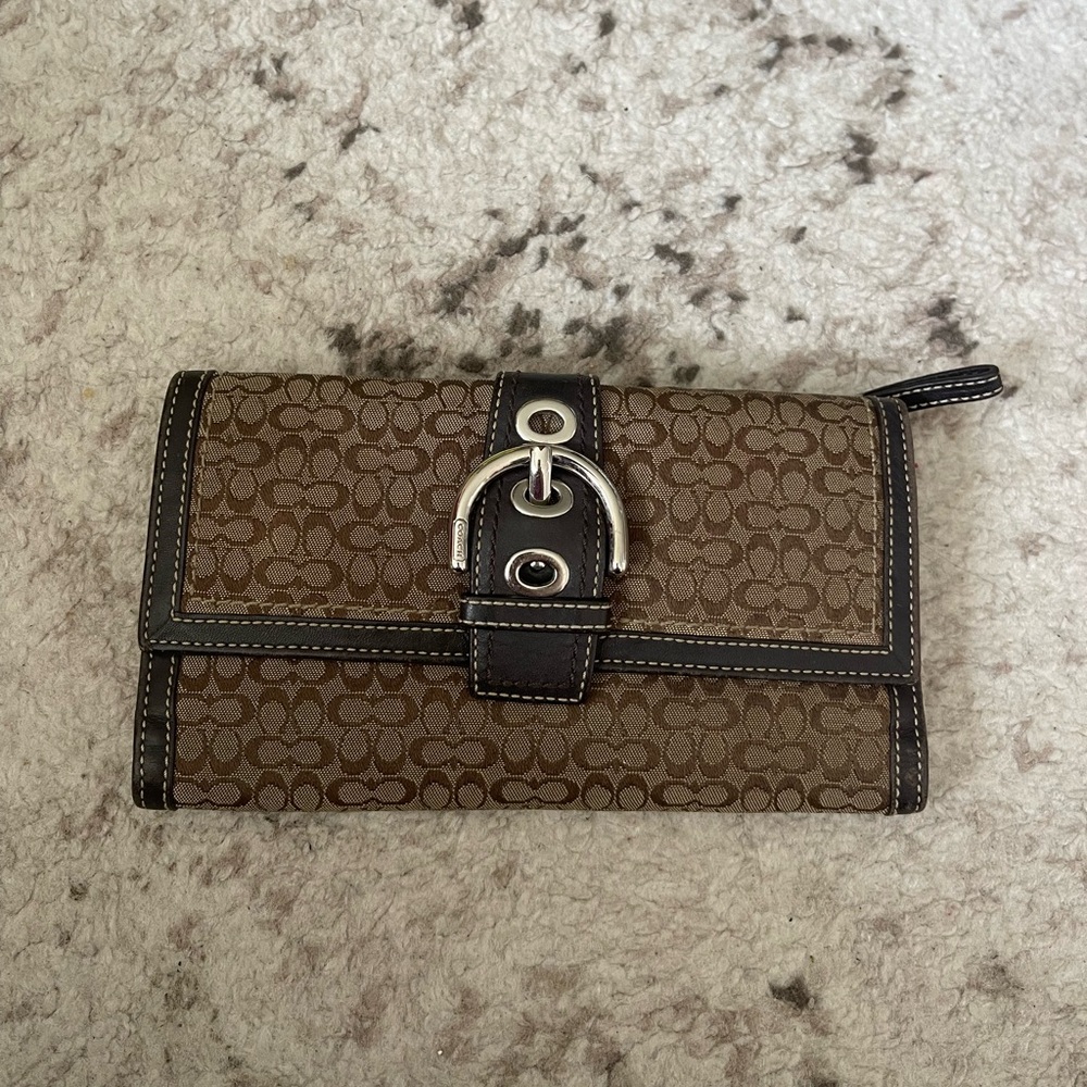 31. Coach wallet
